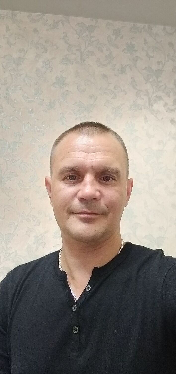  35300146  Alex, 48 ,    