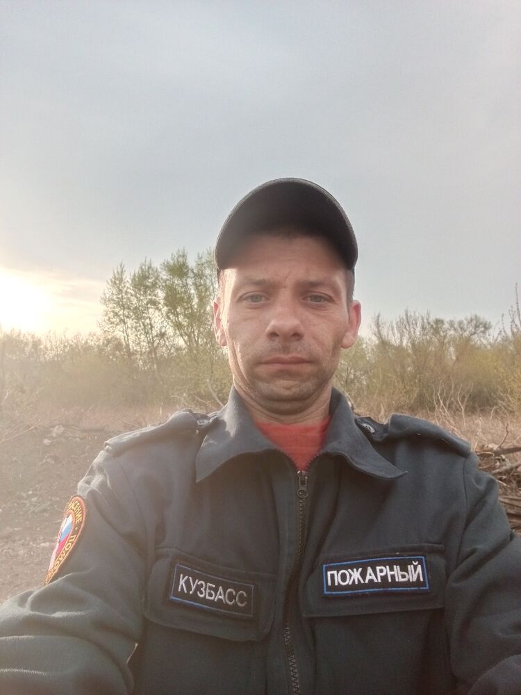  52449866  , 39 ,    