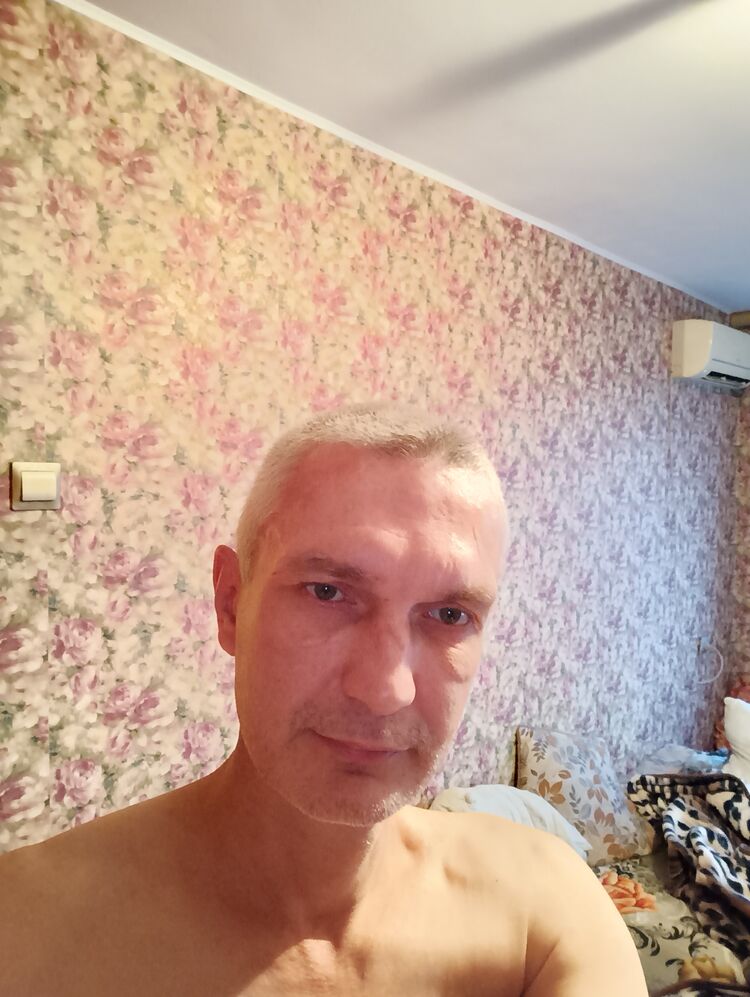  28265826  , 51 ,    