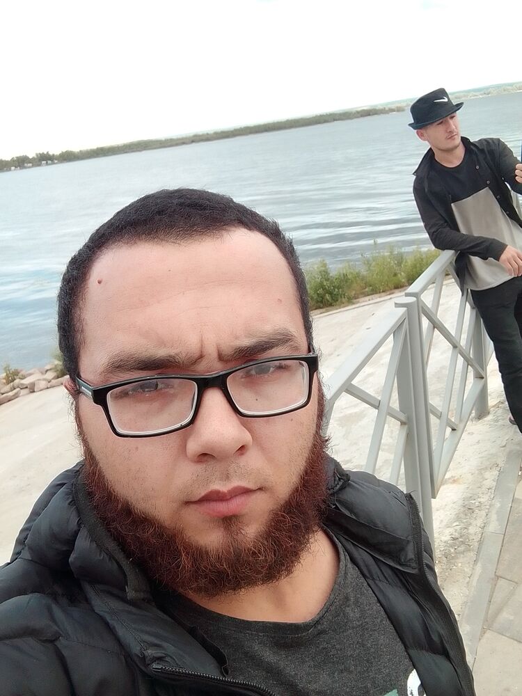  38795366  Muslim, 28 ,    