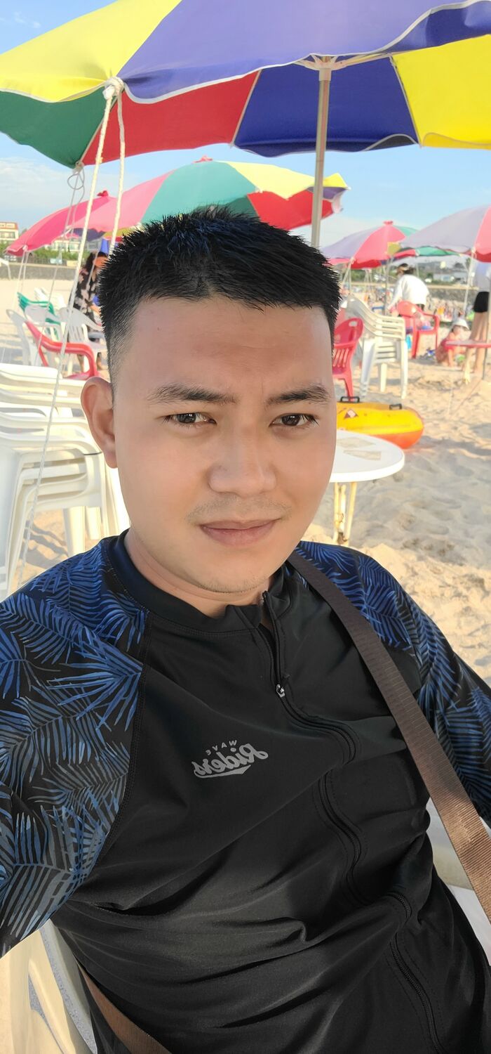 24721756  Leo, 34 ,    Ansong