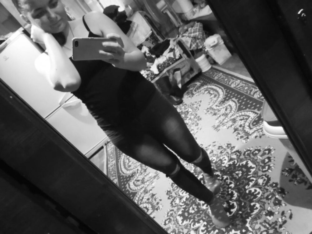 ,   Lena, 24 ,   ,   , c 