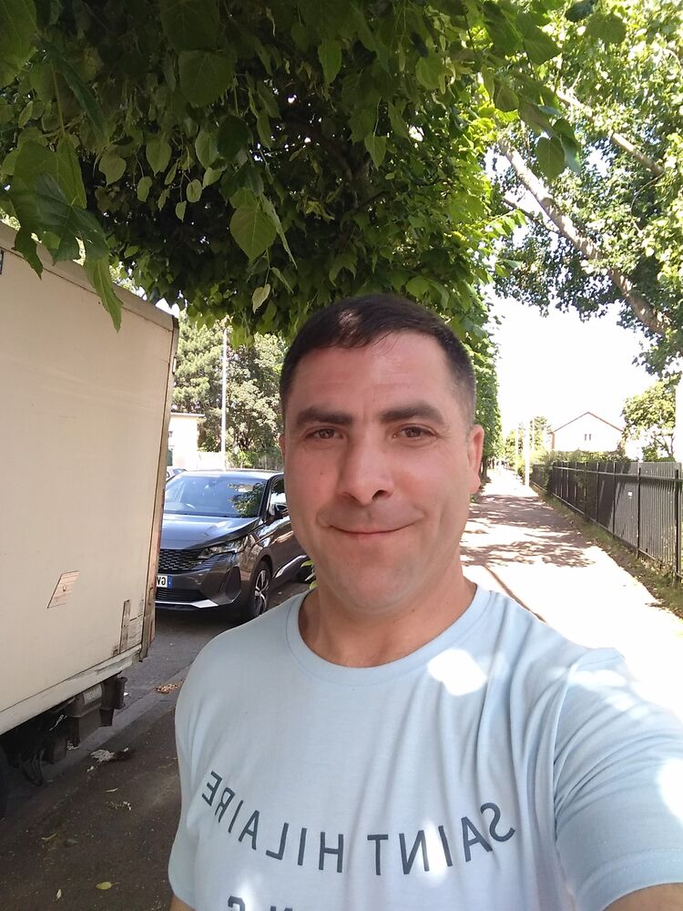  Livry-Gargan,   Serghei, 43 ,   ,   