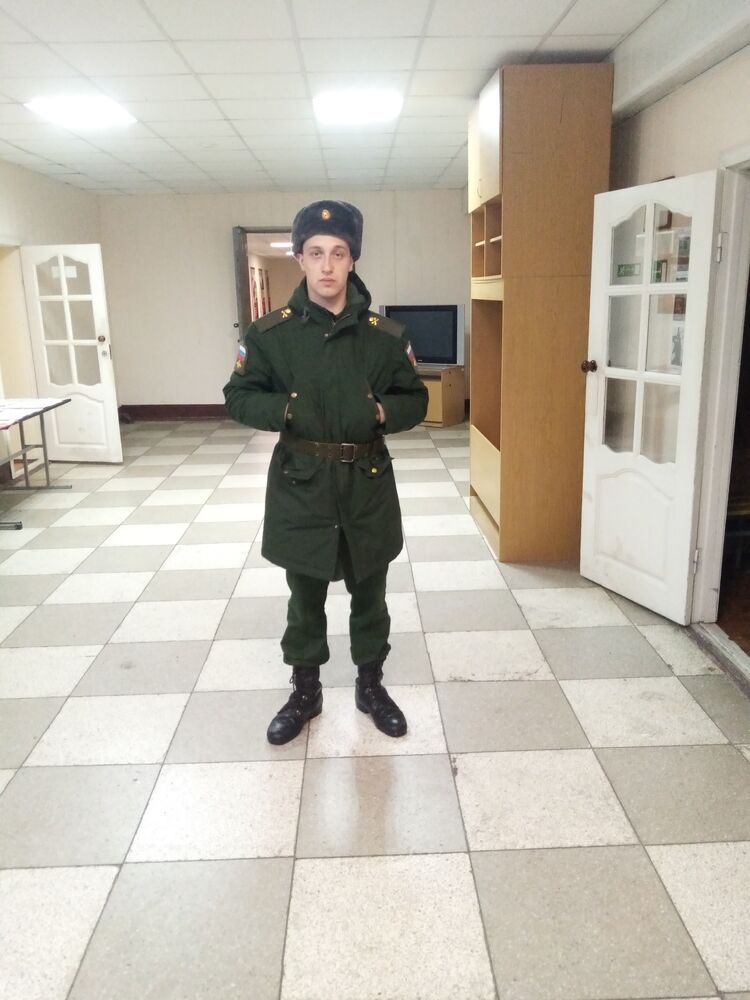 30742126  Dmitry, 27 ,    