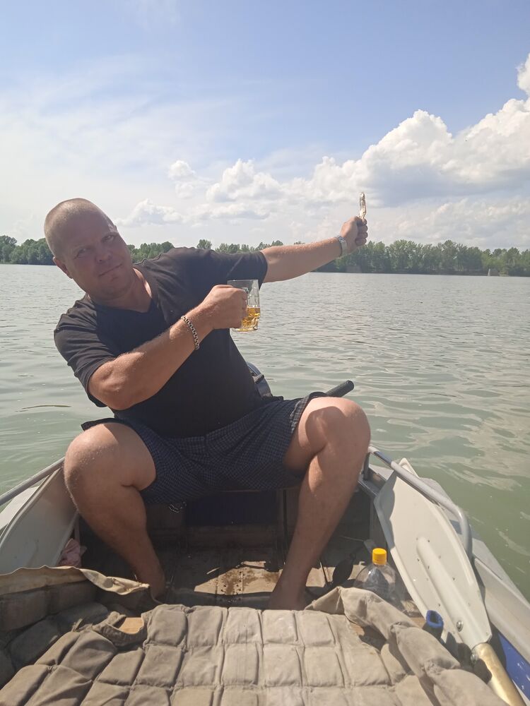  ,   , 44 ,   c 