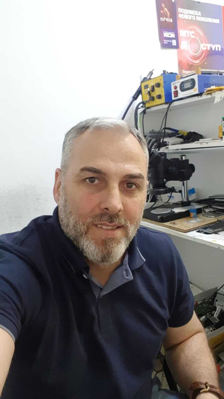  ,   Ruslan, 45 ,   ,   , c 