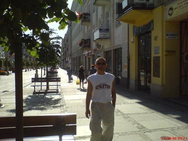  6074836  Henryk, 31 ,    