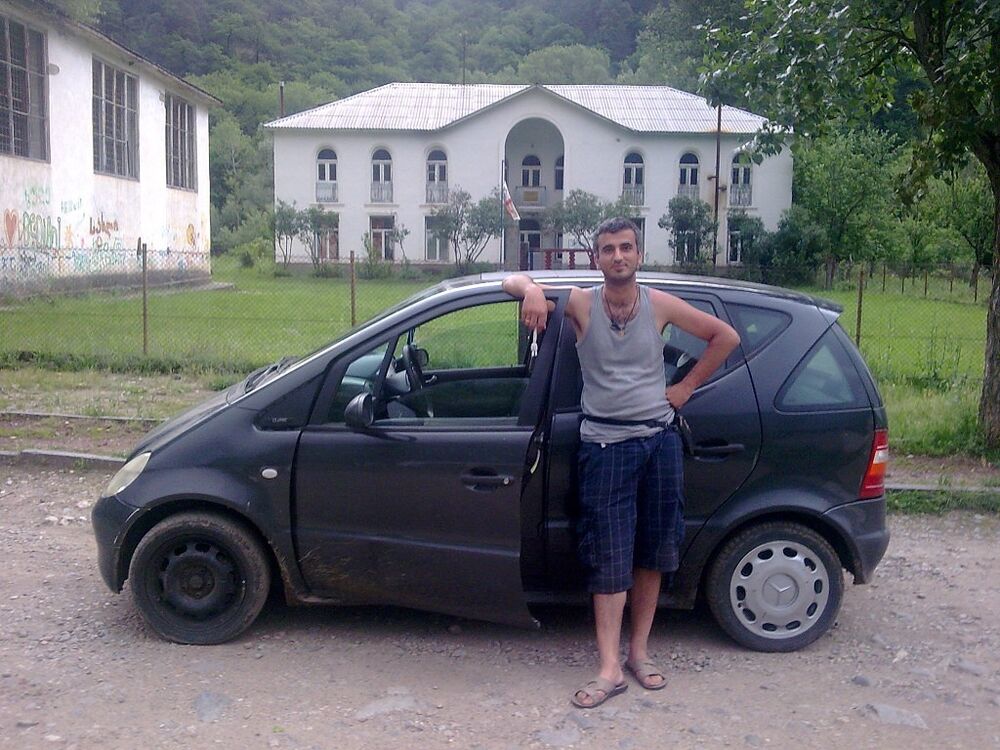  6878286  , 43 ,    -