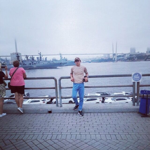  45763546  Artur, 21 ,    