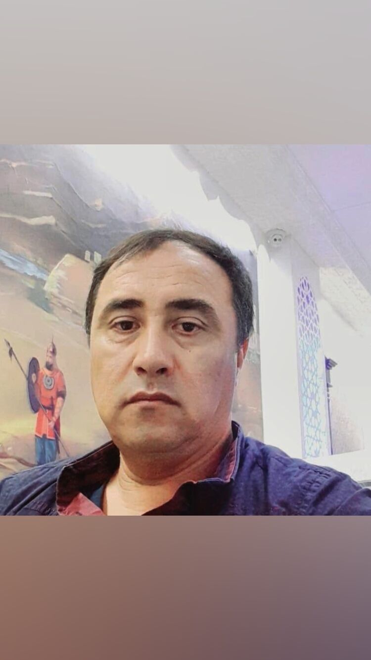  40189726  , 53 ,    