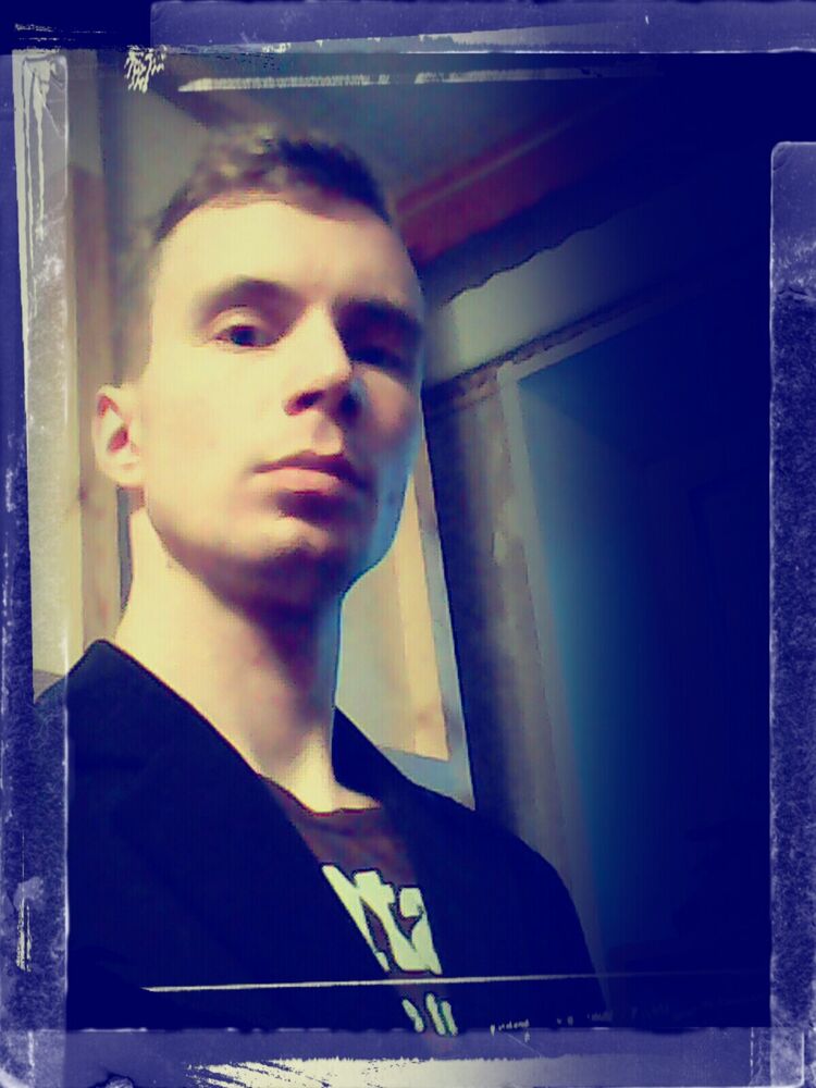  40304636  , 33 ,    -