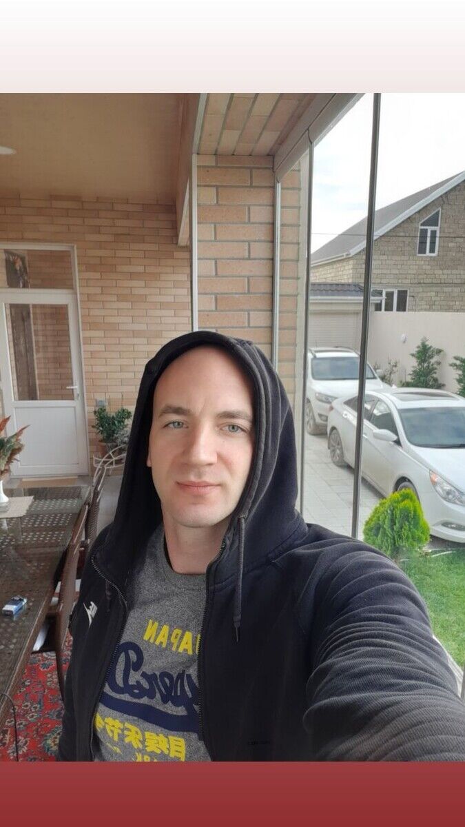  21950696  Mik_Blik, 37 ,    