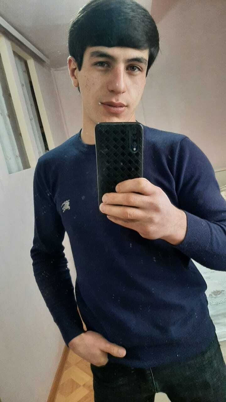  25683456  David, 25 ,    