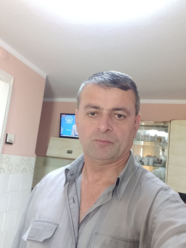  48723056  , 47 ,    