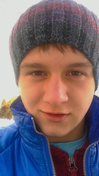  ,   David, 28 ,  
