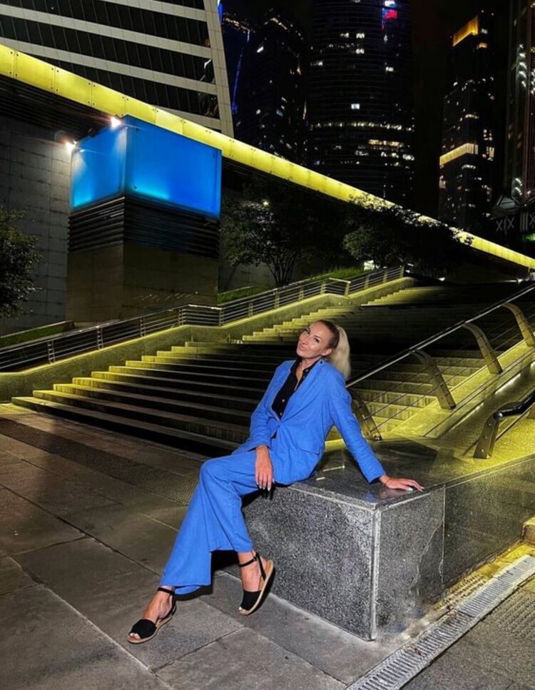  --,   , 41 ,   ,   , c 