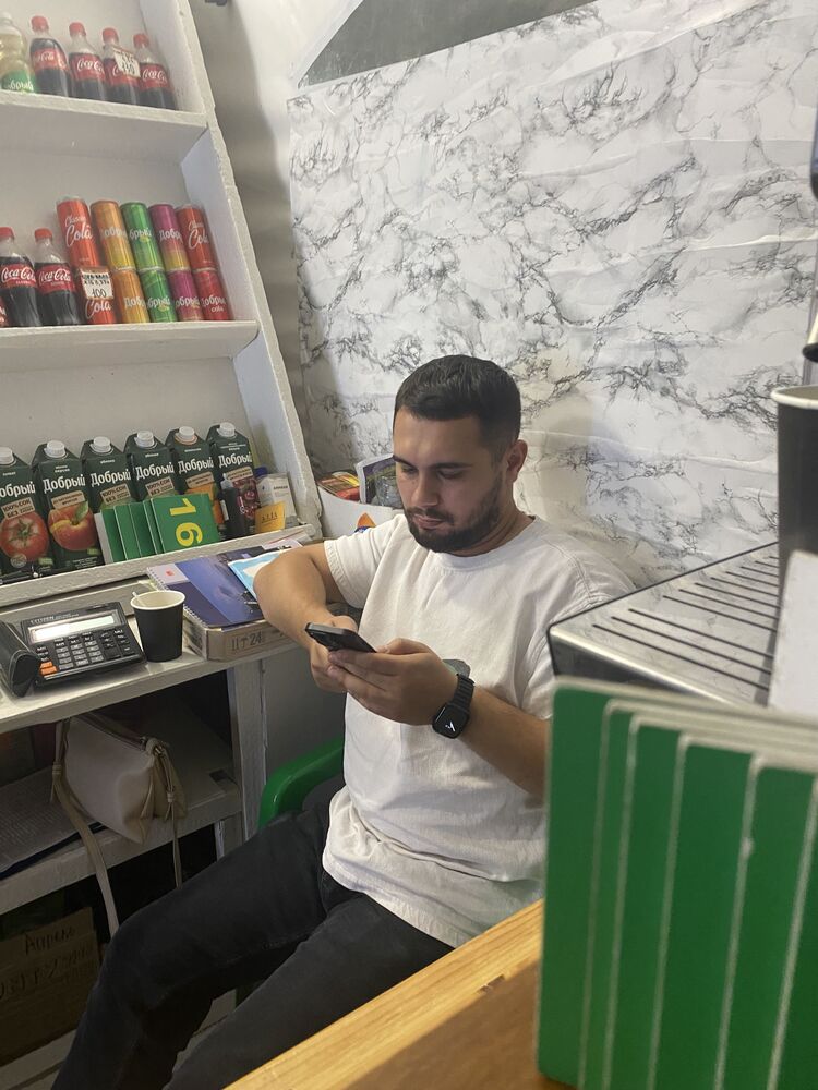  37391246  , 30 ,    -