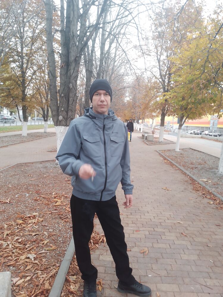  ,   Anatoli, 38 ,   ,   , c , 