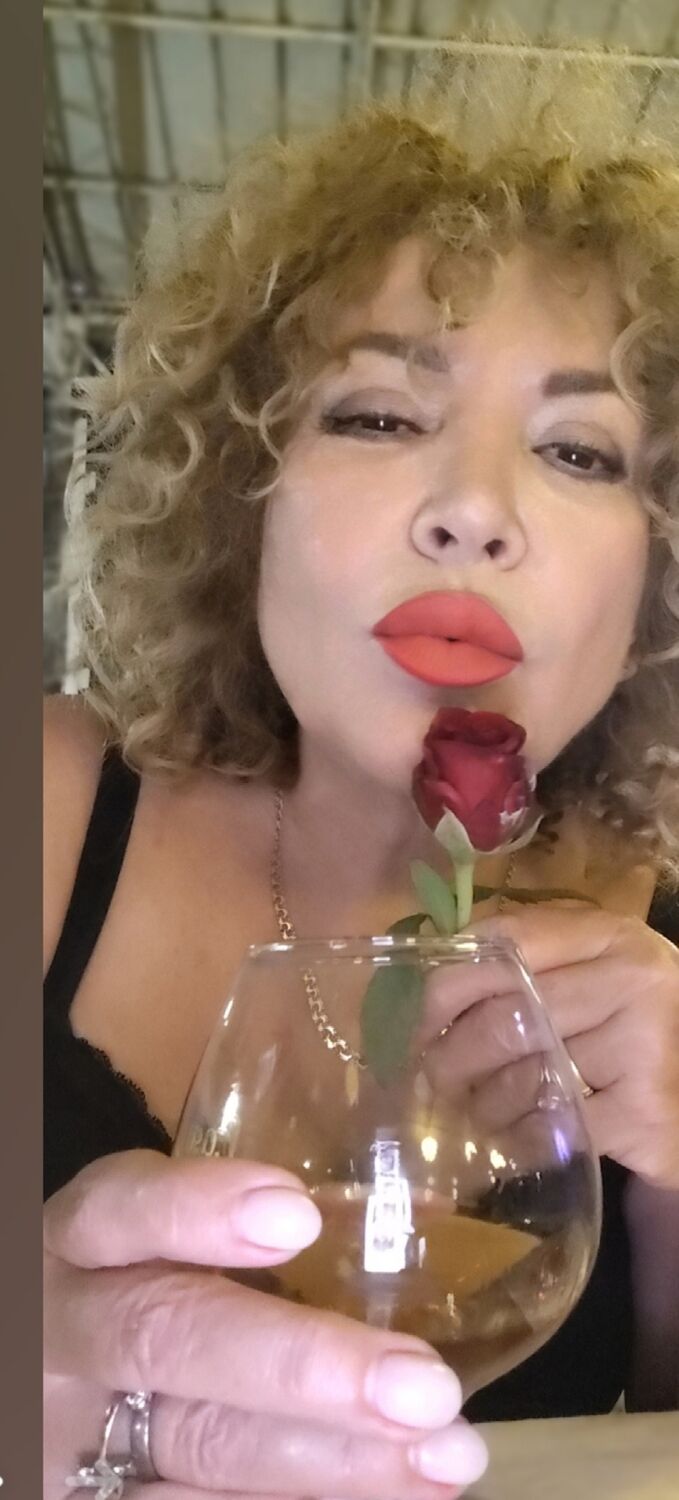  ,   Irina, 52 ,     , c 