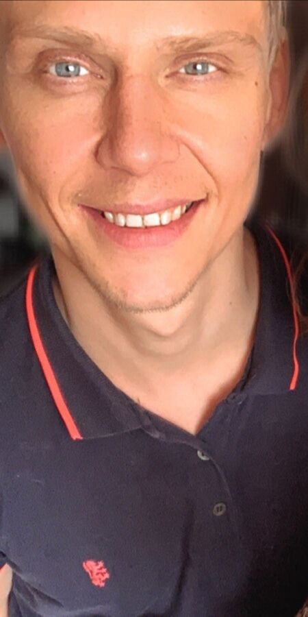  29591856  Pavel, 39 ,    