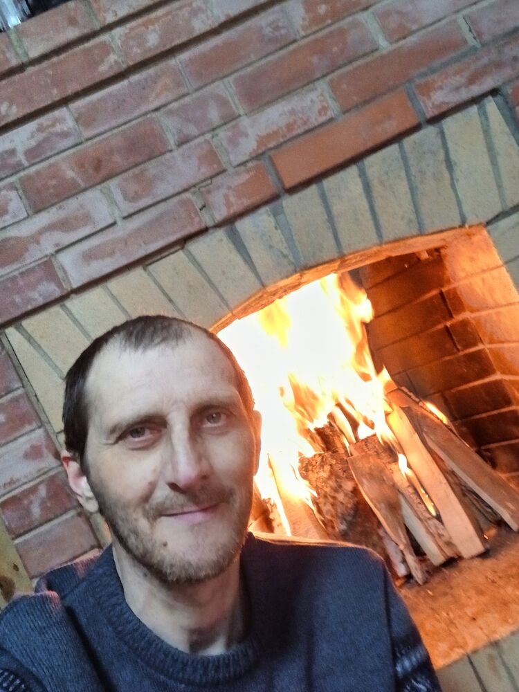  42857696  , 46 ,    
