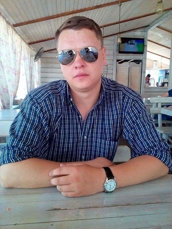  Warszawa,   Viacheslav, 32 ,     , c 