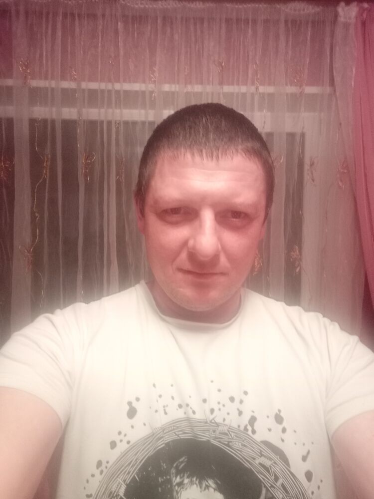  33058976  , 37 ,    