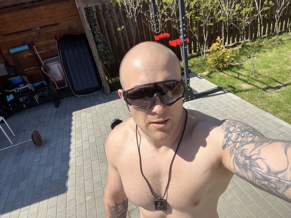  46750386  , 40 ,    