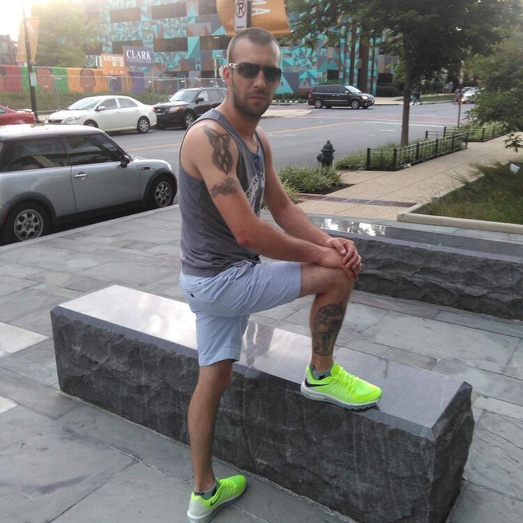  ,   Sergej, 43 ,  