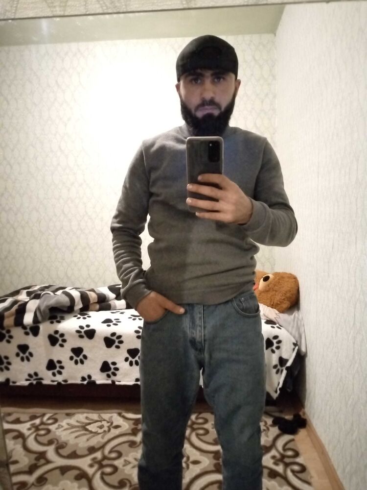  34188246  Muhammad, 27 ,    