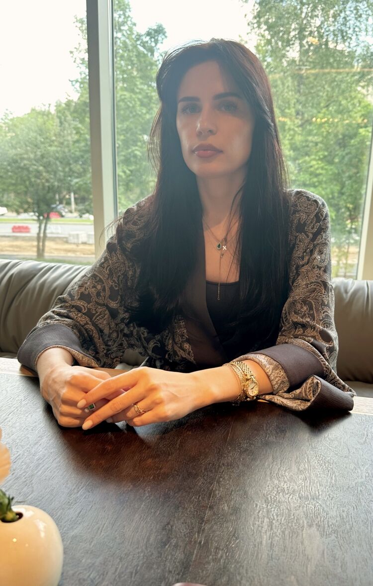  ,   Xristina, 34 ,     , c 