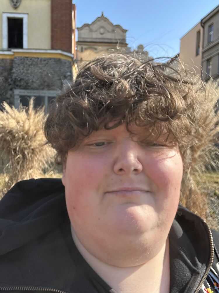  Pardubicky,   , 23 ,   ,   