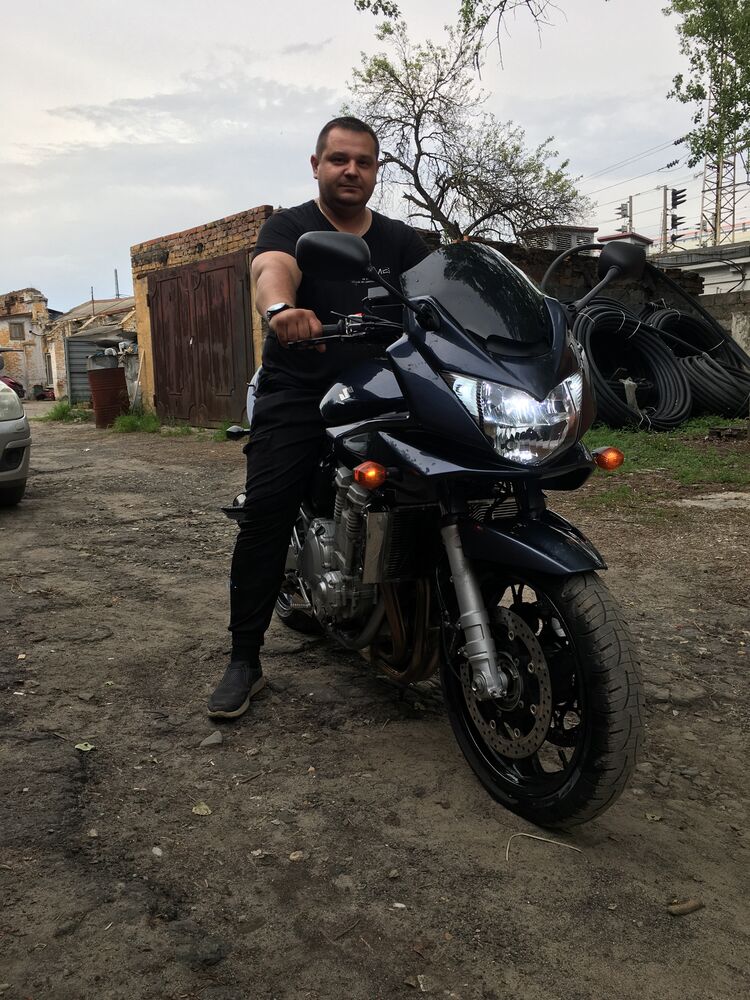  47805676  , 37 ,    