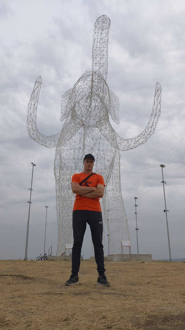  ,   Yury, 30 ,   , 