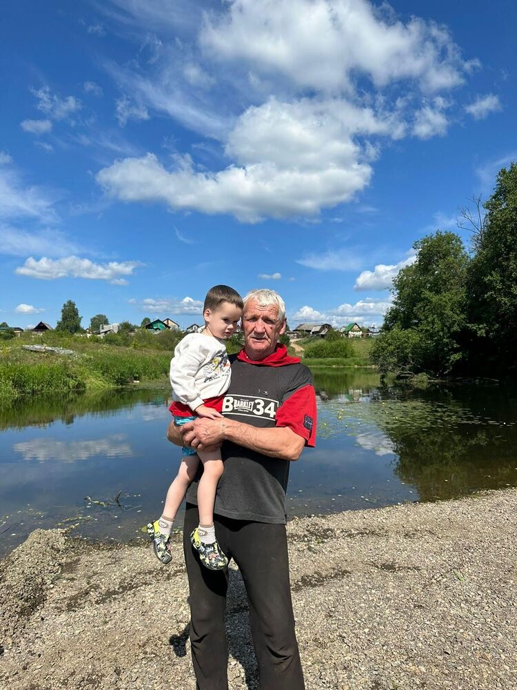  54080846  Sergey, 64 ,    