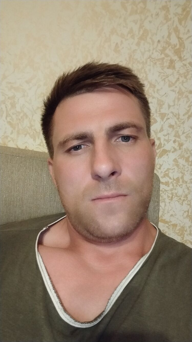  28134916  , 40 ,    