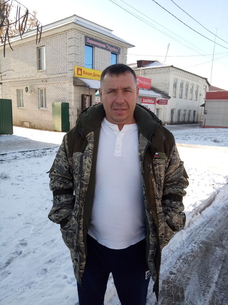  16695926  Oleg, 52 ,    