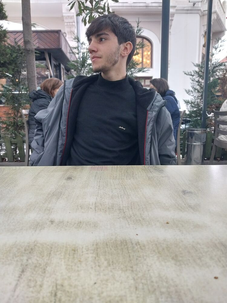  52878766  Steve, 21 ,    Santa Fe