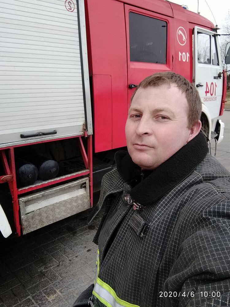  -,   Anatoly, 33 ,   ,   , c 