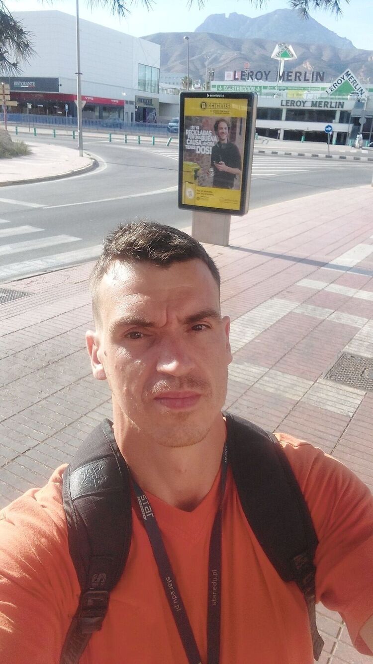  43954656  Nikolay, 32 ,    Benidorm