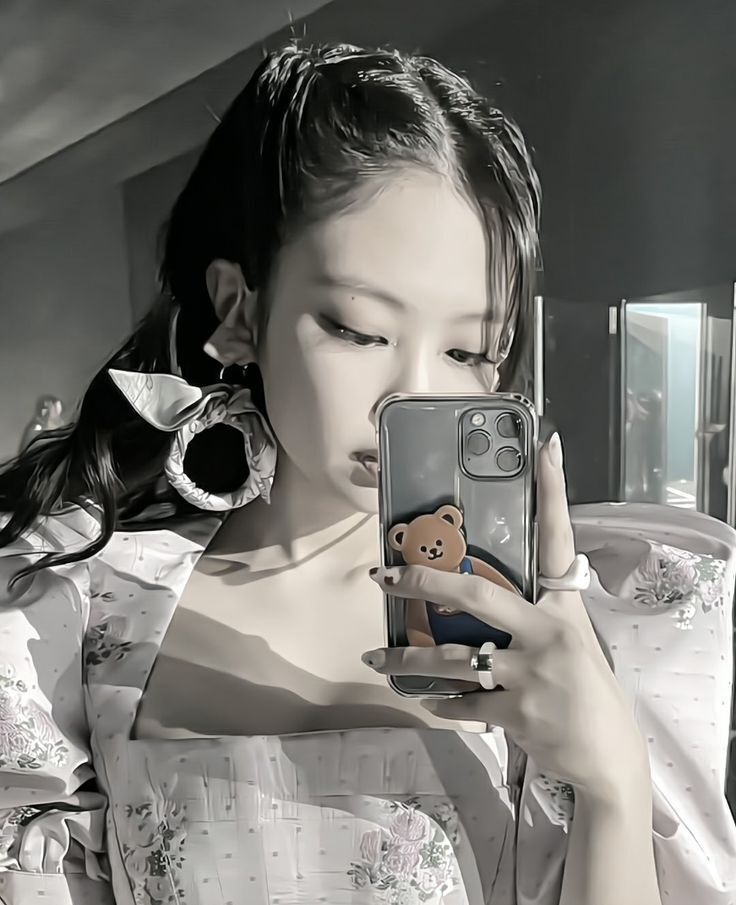  53183726  Jennie, 20 ,    