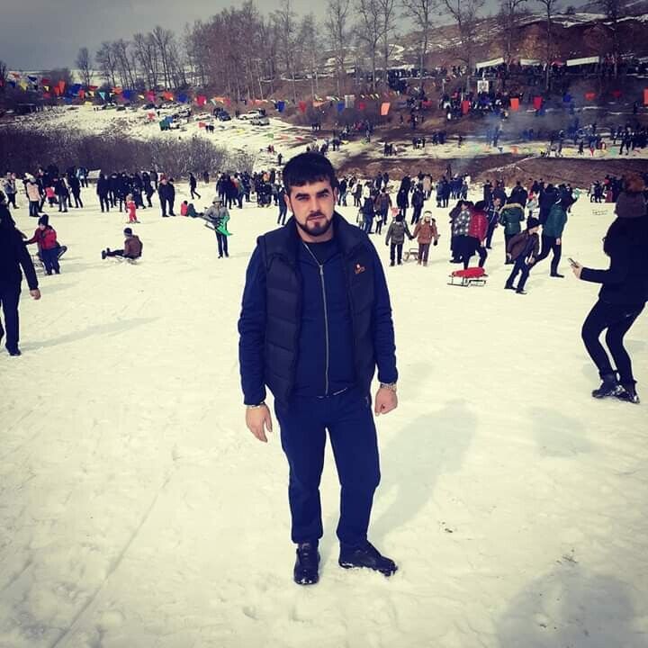  19946046  Mher, 28 ,    