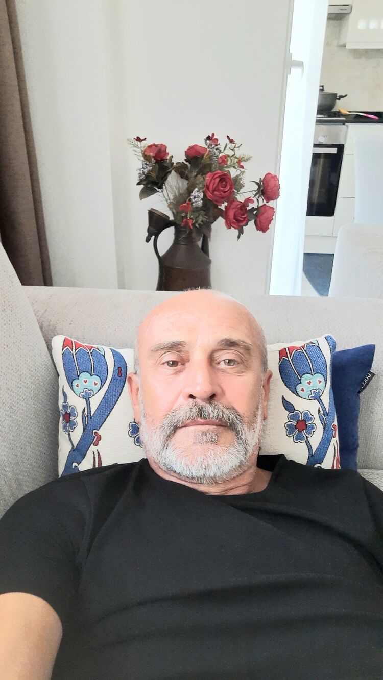  26535076  Ali, 56 ,    