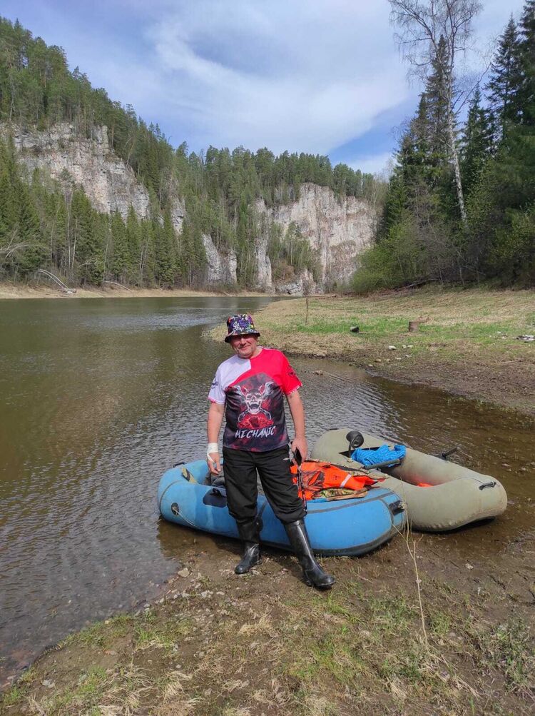  43316076  Sergei, 55 ,    