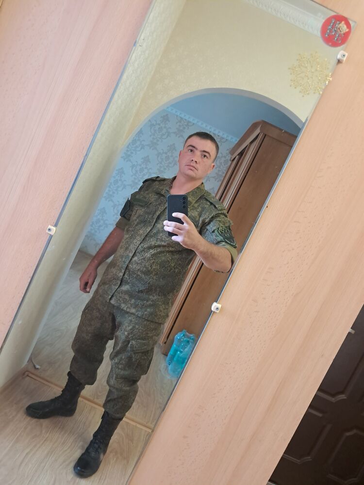 48956636  , 28 ,    