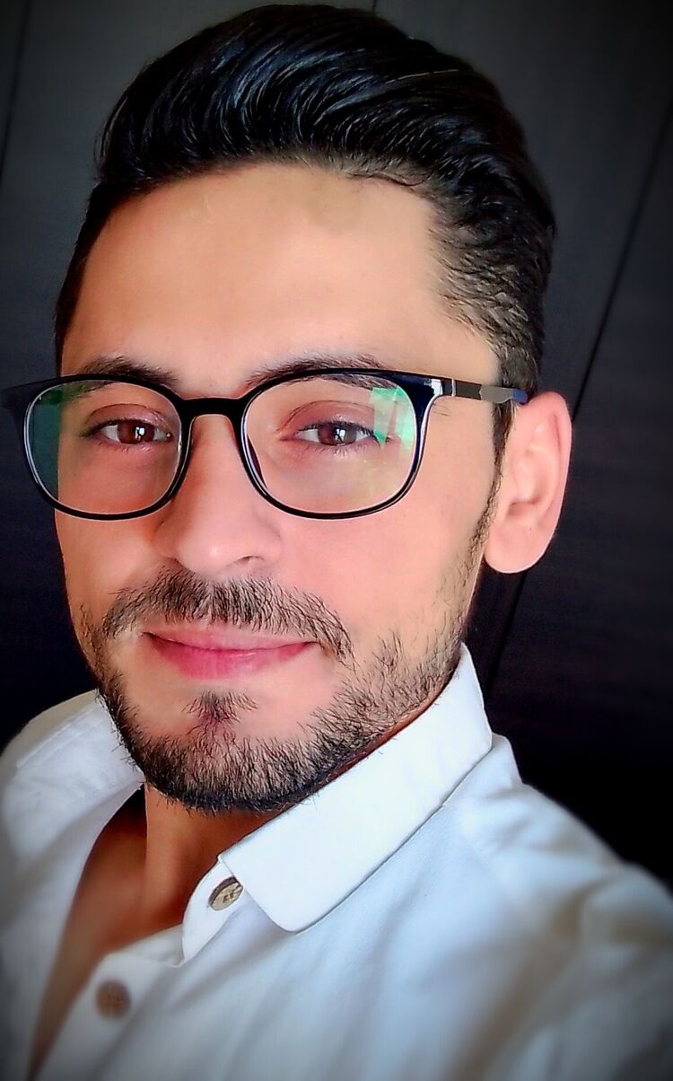  33416926  Mohamed, 33 ,    