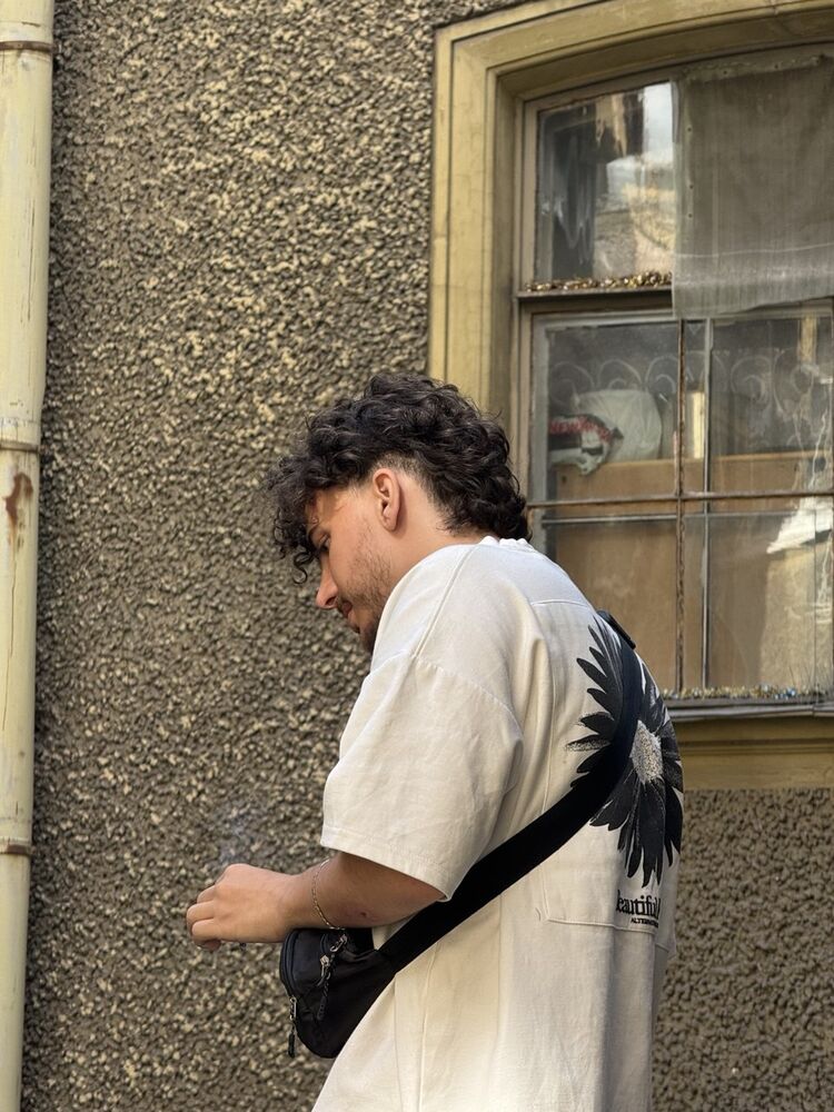  54366626  , 19 ,    -