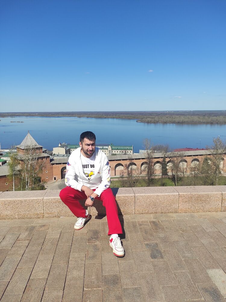  ,   Ruslan, 39 ,   ,   , c 