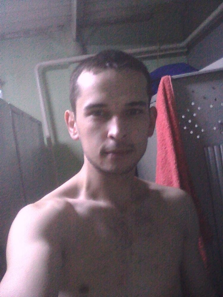  -,   Grom, 32 ,   