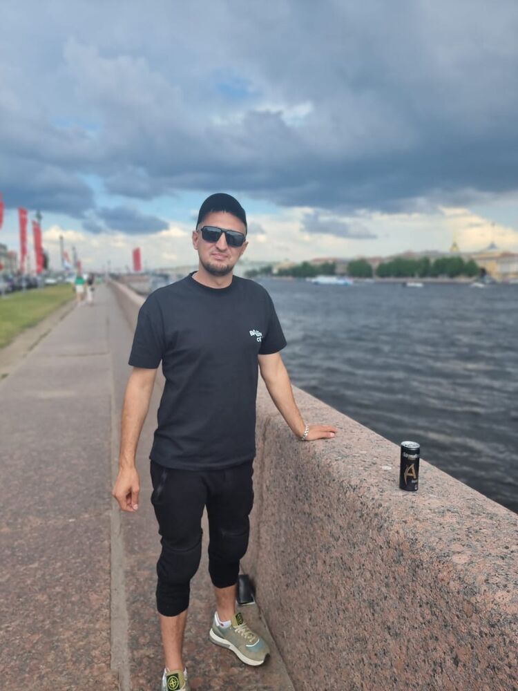  46605436  Borislav, 38 ,    